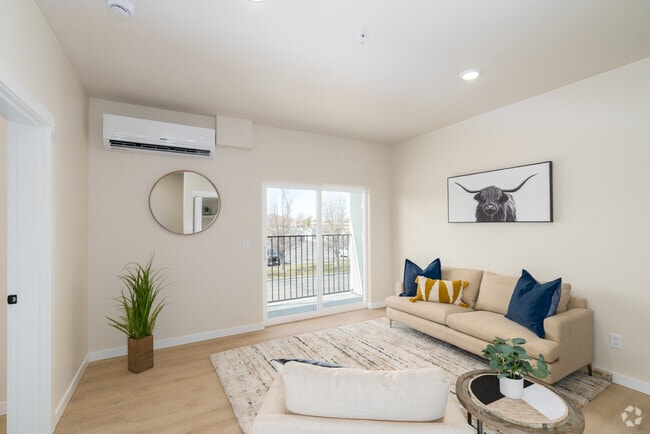 2BR, 2BA - 905SF - Living Room - Discover Clearwater Lofts!