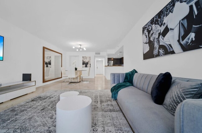 Photo - 1717 N Bayshore Dr Unit SI ID1437602P
