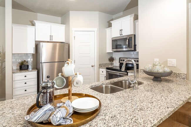Premier Renovated Kitchen - Herriman Towne Center