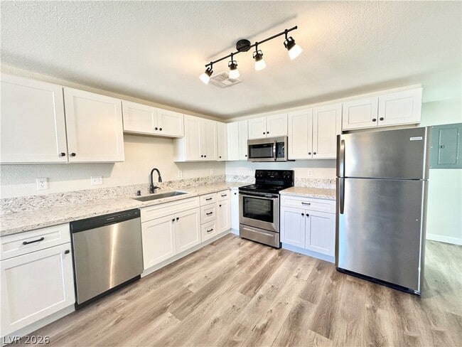 Photo - 2081 S Dandelion St Unit 4