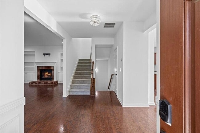 Photo - 4228 Laurel Creek Ct SE