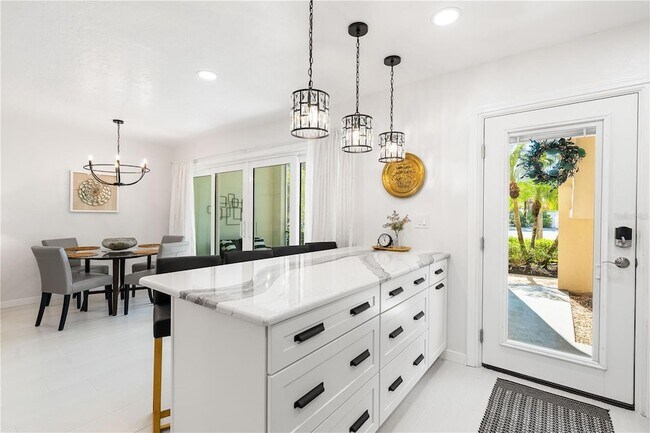 Photo - 137 Avenida Messina Unit 2