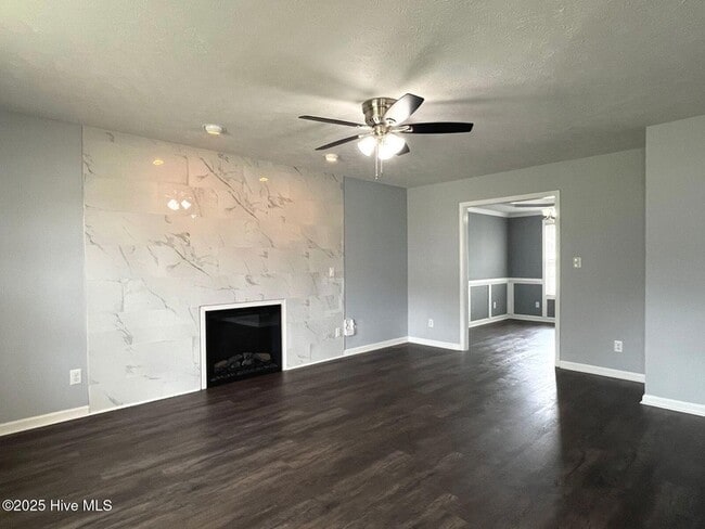 Photo - 1508 Thoroughbred Trail