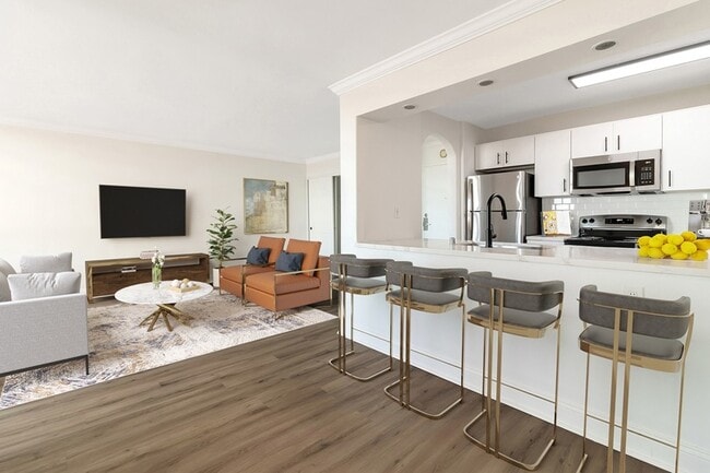 Photo - ReNew on Merritt