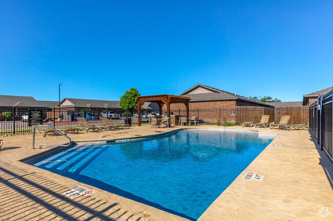 Swimming Pool - Georgia Villas II