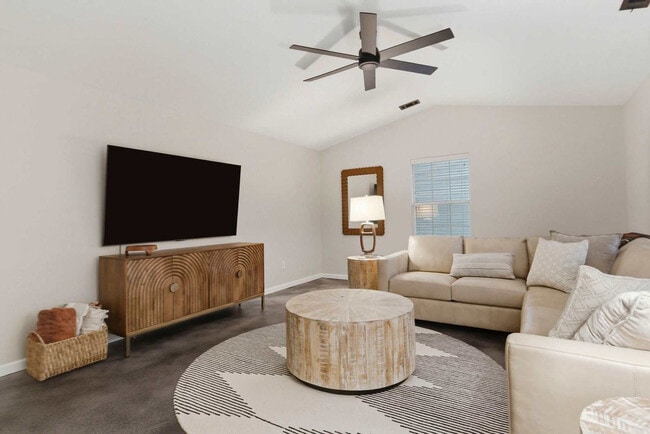 Building Photo - 1405 Camellia Dr Unit SI ID1621855P