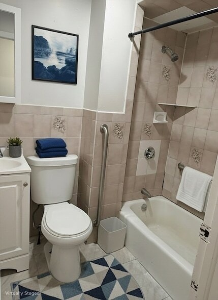 Photo - 230 Havre St Unit 2