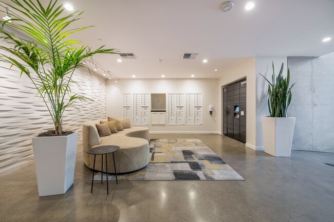 Building Photo - Rasa Apartments