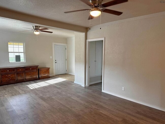 Photo - 1906 8th St