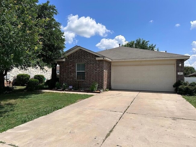 Building Photo - 218 Wildcat Dr