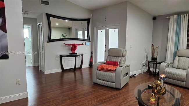 Photo - 17124 SW 143rd Pl