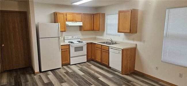 Photo - 1983 S Razorback Rd Unit 4