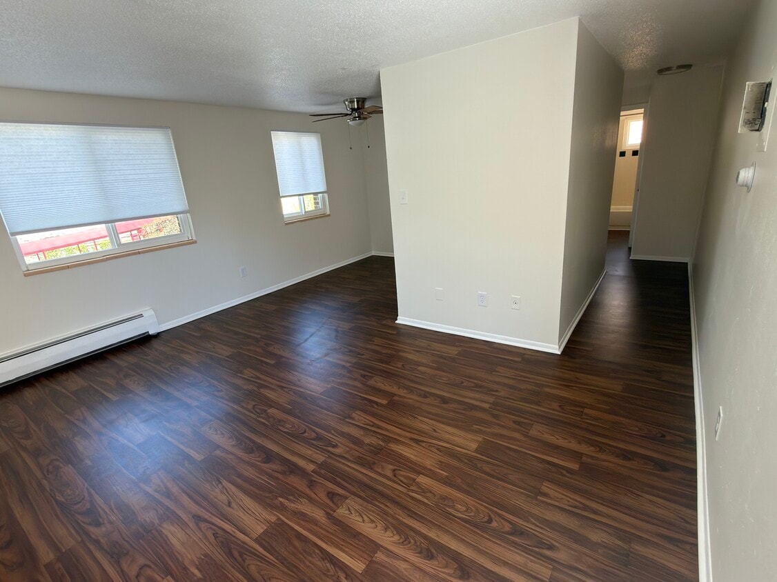 Floor Plan - Corner One Bedroom