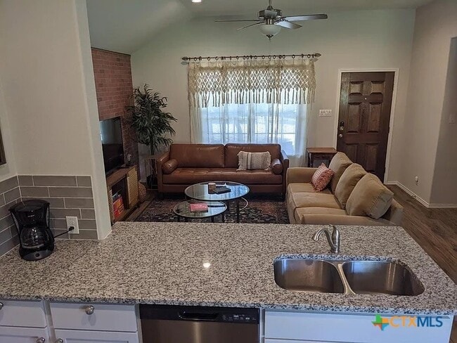 Photo - 254 Ridgerock Dr