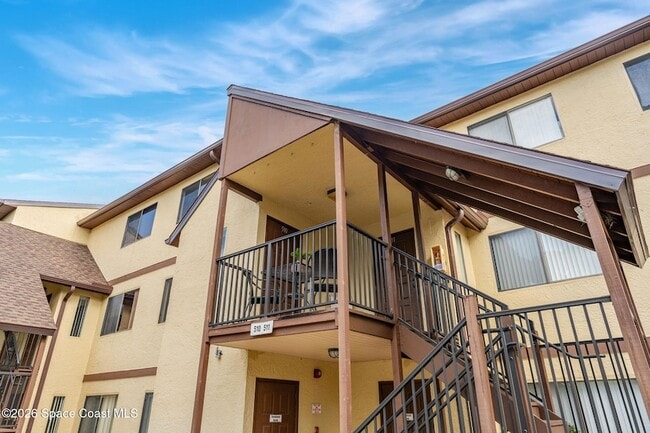 Building Photo - 7814 Shadowood Dr Unit 510