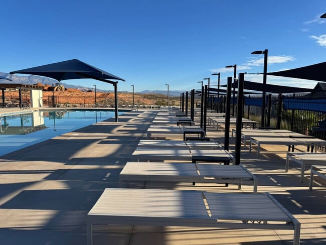 Photo - 1701 Ripple Rock Dr Unit ID1373712P