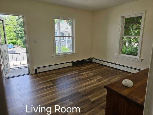 Building Photo - 37 Richelieu St