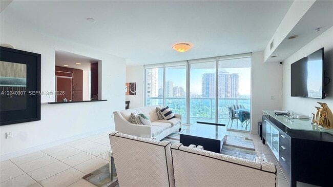 Building Photo - 19400 Turnberry Way Unit 1131