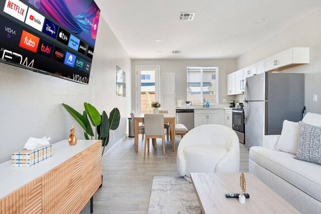 Photo - 6612 W Paradise Ln Unit ID1240443P