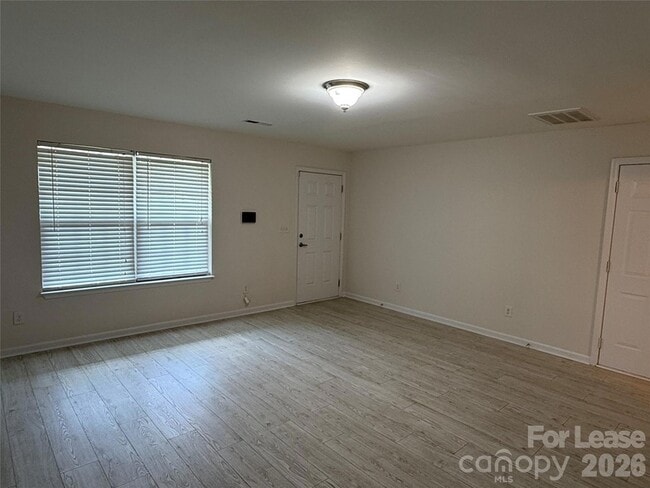 Photo - 4820 Lynn Lee Cir