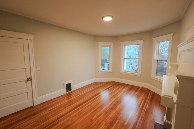 Photo - 72 Ridgewood St Unit 2