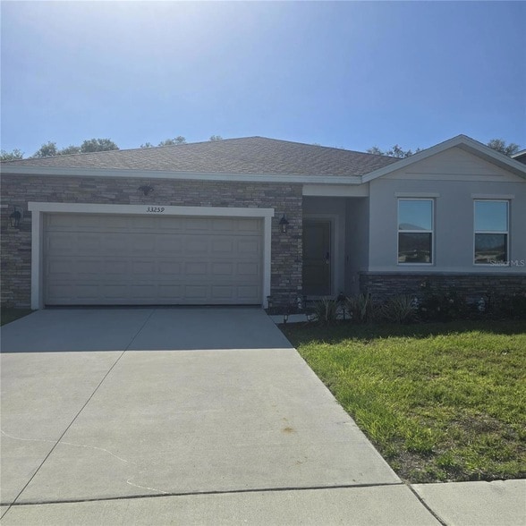 Building Photo - 33259 Country House Dr