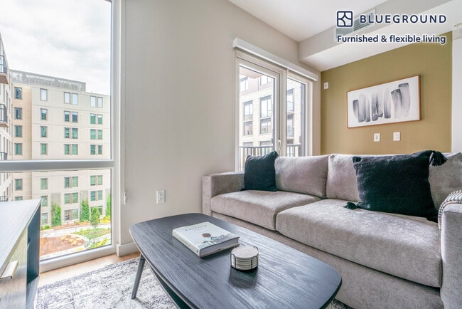Building Photo - 2601 14th St NW Unit GO FL5-ID1130