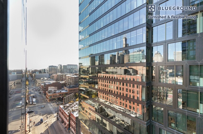 Photo - 730 W Couch Pl Unit FL12-ID1367