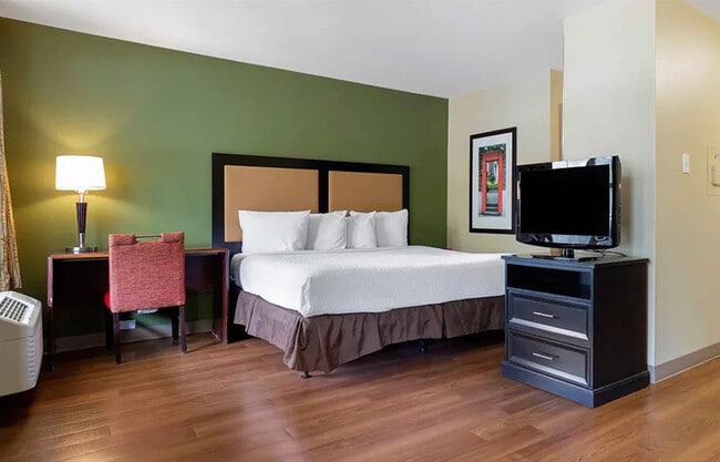 Photo - Emerald Suites at Chandler
