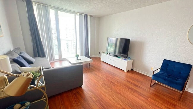 Photo - 19370 Collins Ave Unit FL10-ID1302362P