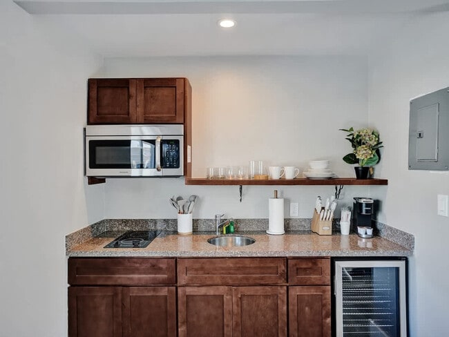 Photo - 3208 NE 9th St Unit SI ID1504009P