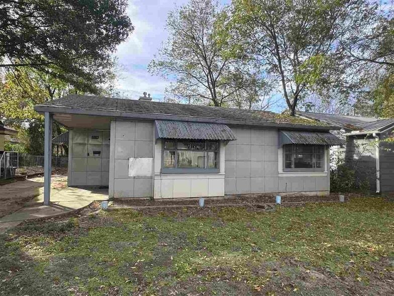 Photo - 2119 W Sherwood Ave