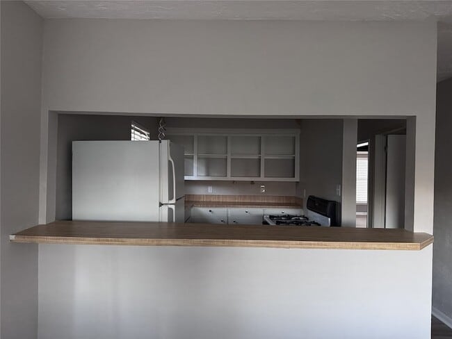 Photo - 600 St Lawrence River Rd