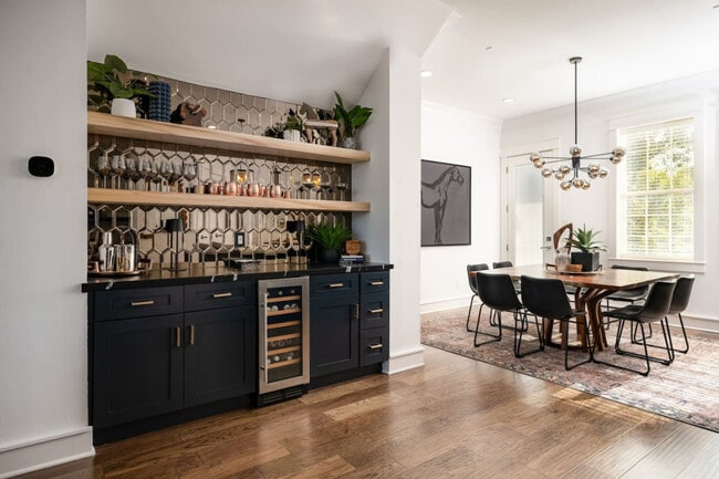 Photo - 218 Tarrow St Unit ID1071608P