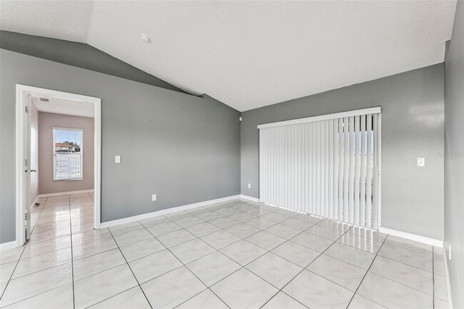 Photo - 5216 Heatherstone Ct