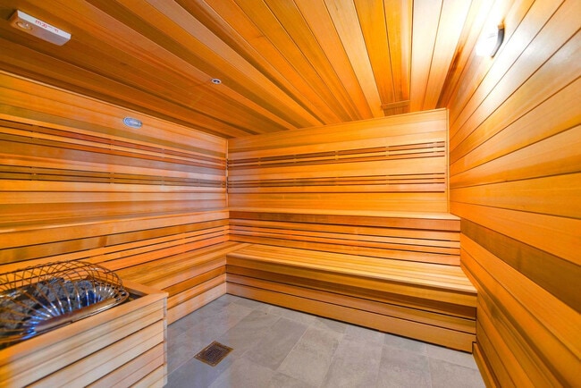 Photo - 239 SW 9th St Unit FL20-ID1376998P