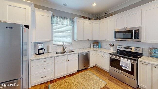 Photo - 1215 Ocean View Dr