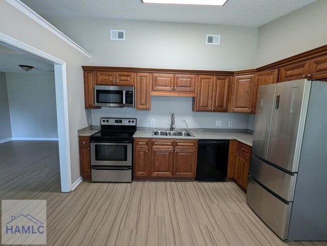 Photo - 628 Honey Ridge Ln