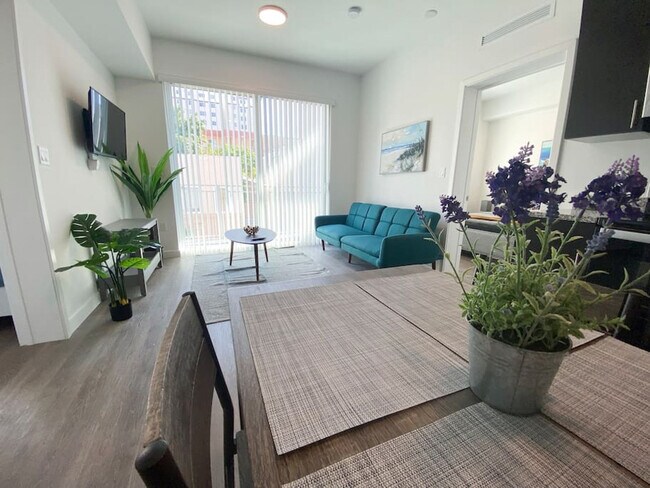 Building Photo - 1268 NW 3rd St Unit ID1056510P