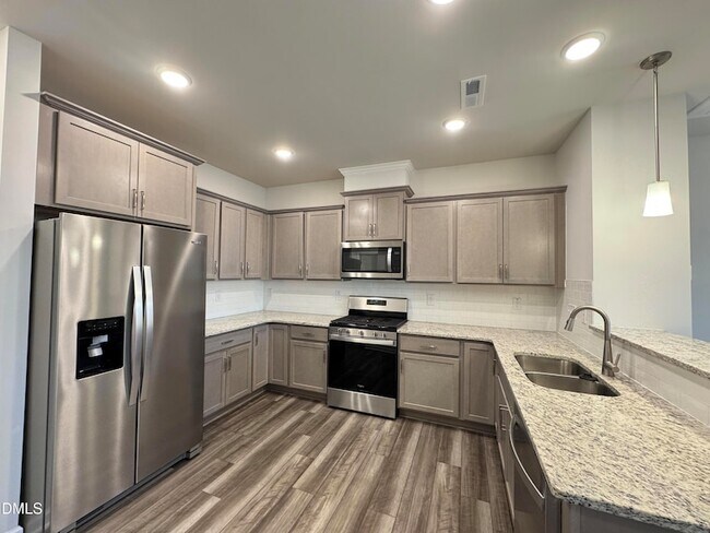 Photo - 443 Parker Sta Ave