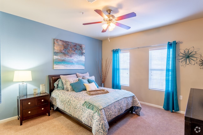 2BR,2BA - Avalon Apartments