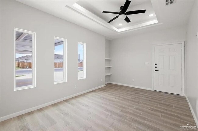 Photo - 9206 N 56th Ln Unit 4