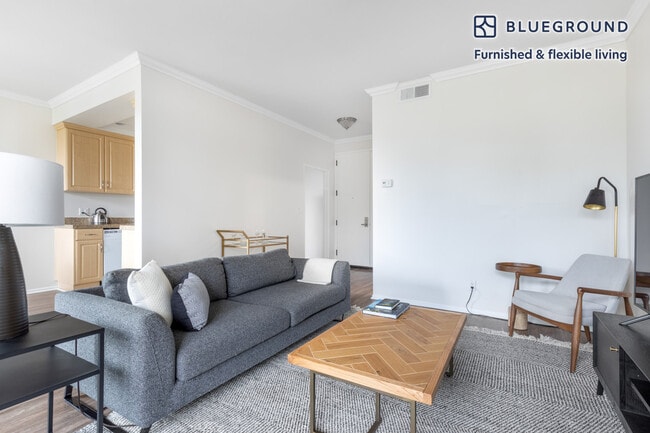 Photo - 467 Arnaz Dr Unit FL3-ID366