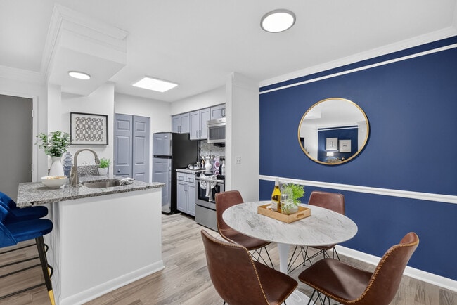 Photo - Vetra West End