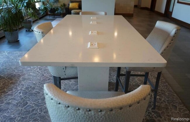 Photo - 8900 E Jefferson Ave Unit 624