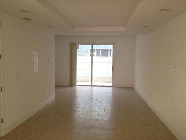 Photo - 605 Elmhurst Ct