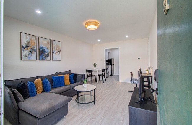 Photo - 845 Augusta Dr Unit SI ID1471729P