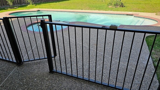 Photo - 23510 Stratsborough Dr