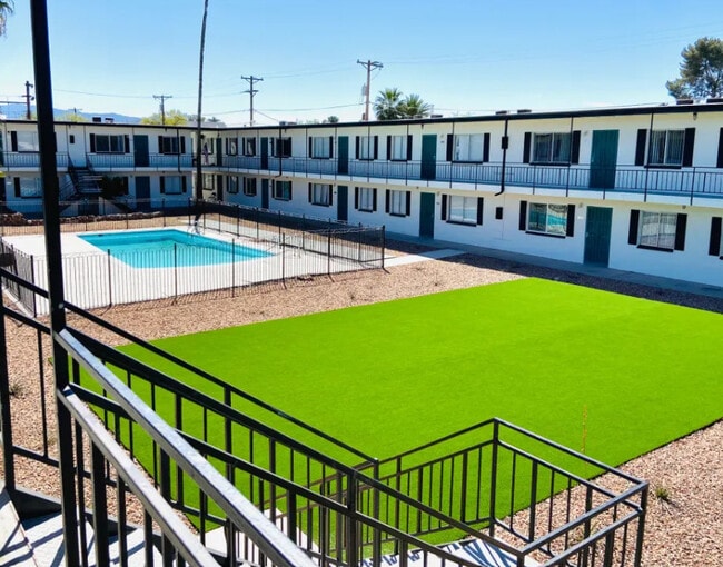 Photo - The Onyx Apartments