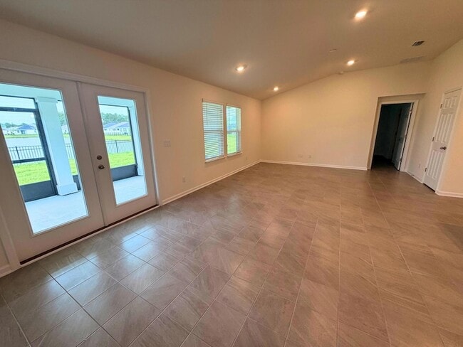 Photo - 65 Signet Cir